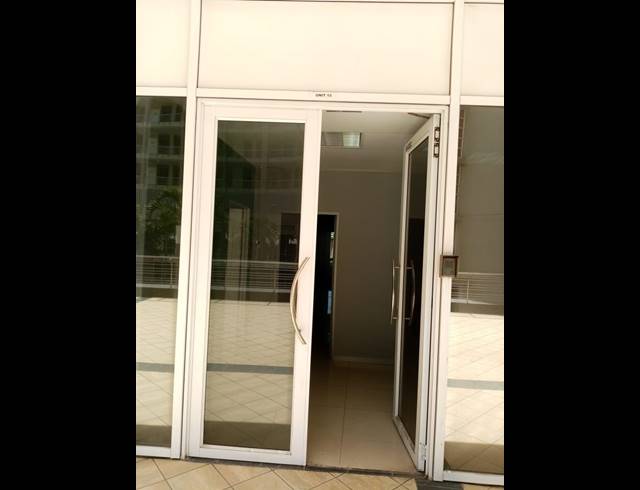 110M² OFFICE FOR SALE IN POINT WATERFRONT